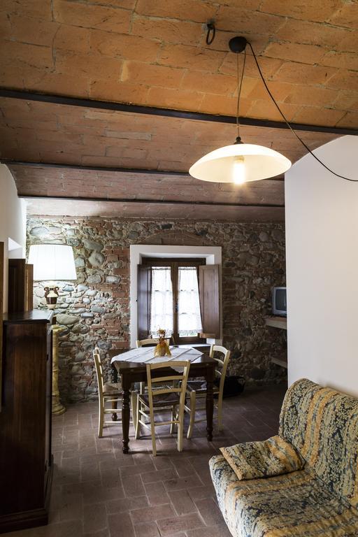 Agriturismo Casa Volaterra Volterra Buitenkant foto